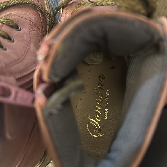 Sonatina boots
